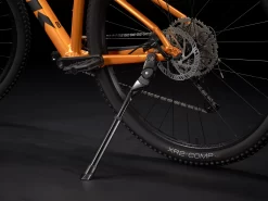 Trek Marlin 6 ML 29 Factory Orange - WERKSTATT17 Bikeshop -Trek Marlin6 22 35066 C Accessory1