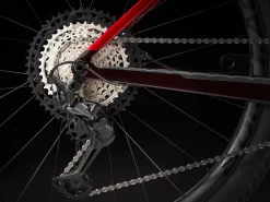 Trek Procaliber 9.8 M 29 Carbon Red Smoke/Crimson - WERKSTATT17 Bikeshop 15 Trek Procaliber 9.8 M 29 Carbon Red Smoke/Crimson - WERKSTATT17 Bikeshop -Trek Procaliber98 23 35115 B Alt2