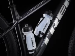 Trek Roscoe 7 M Matte Trek Black - WERKSTATT17 Bikeshop 23 Trek Roscoe 7 M Matte Trek Black - WERKSTATT17 Bikeshop -Trek Roscoe7 22 35116 A Accessory1