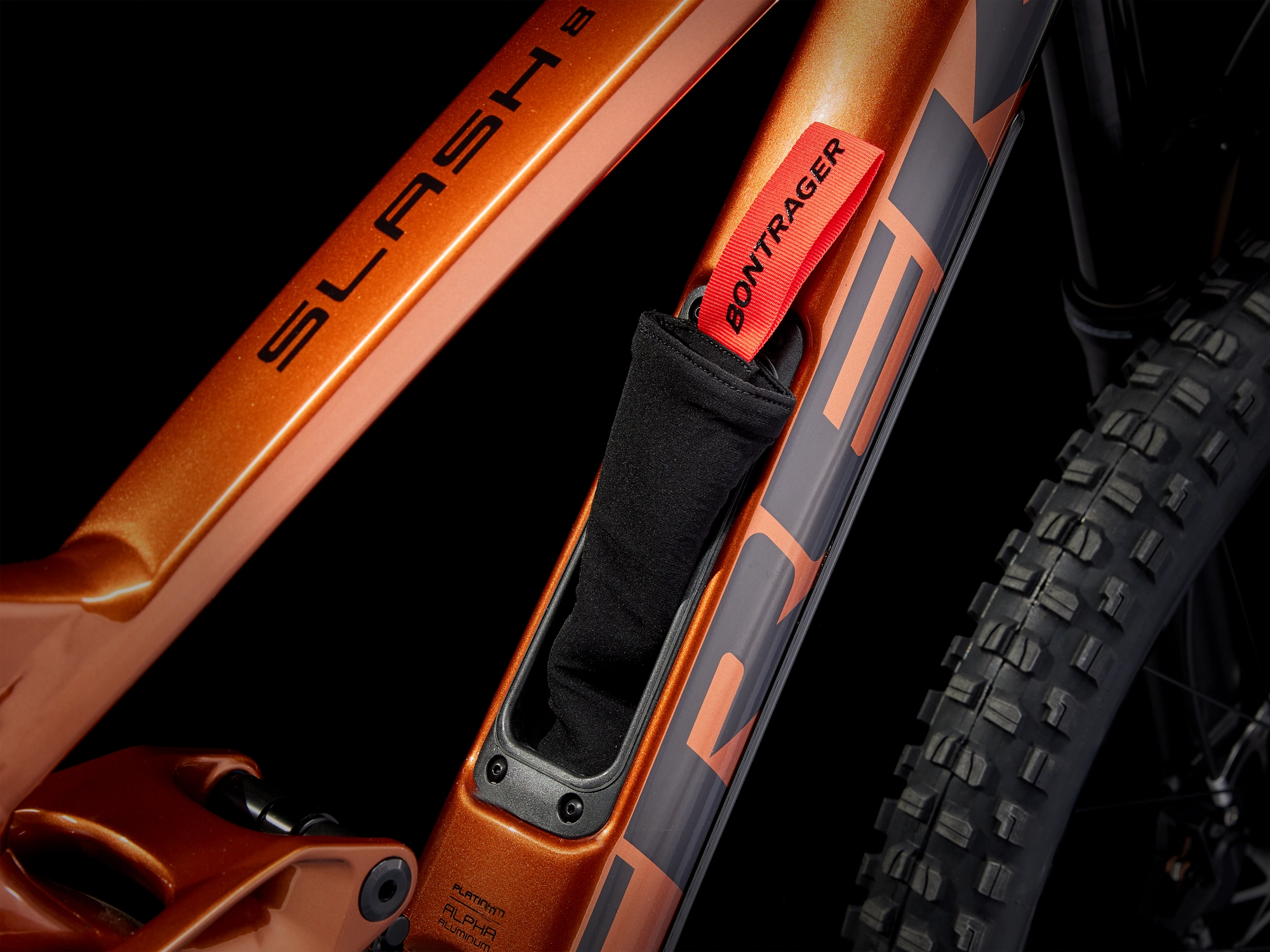 Trek Slash 8 GX L 29 Pennyflake - WERKSTATT17 Bikeshop 6 Trek Slash 8 GX L 29 Pennyflake - WERKSTATT17 Bikeshop – Bild 4