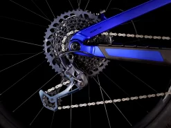 Trek Slash 8 GX L 29 Matte Hex Blue - WERKSTATT17 Bikeshop -Trek Slash8GX 23 36731 B Alt1