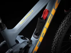 Trek Slash 9.9 XX1 FA L 29 Matte Battleship Blue - WERKSTATT17 Bikeshop 16 Trek Slash 9.9 XX1 FA L 29 Matte Battleship Blue - WERKSTATT17 Bikeshop -Trek Slash99XX1FA 22 36413 B Alt3