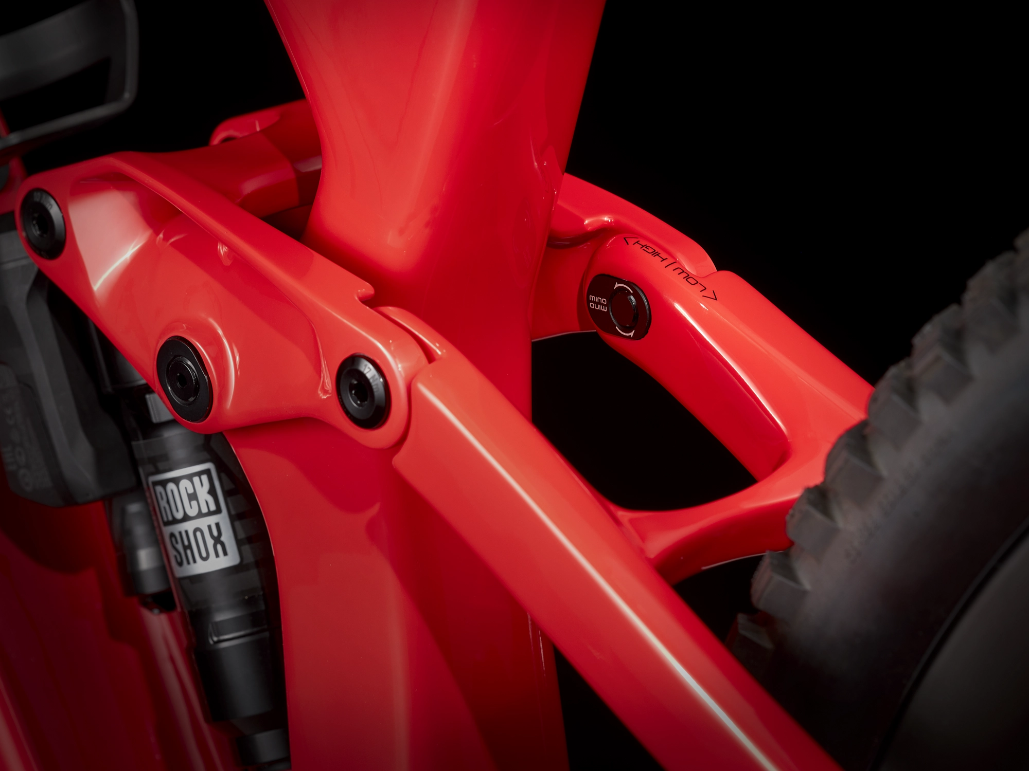 Trek Slash 9.9 XX1 FA ML 29 Radioactive Coral To Yellow - WERKSTATT17 Bikeshop 10 Trek Slash 9.9 XX1 FA ML 29 Radioactive Coral To Yellow - WERKSTATT17 Bikeshop – Bild 8