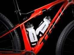 Trek Supercaliber 9.6 L Radioactive Red /Trek Black - WERKSTATT17 Bikeshop -Trek Supercaliber96 22 35151 B Accessory1