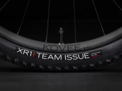 Trek Supercaliber 9.9 XTR ML Crimson - WERKSTATT17 Bikeshop -Trek Supercaliber99XTR 23 37040 B Alt7