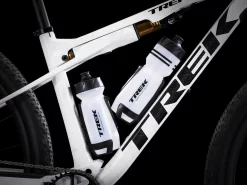 Trek Supercaliber 9.9 XTR XL Trek White/Gravel - WERKSTATT17 Bikeshop 23 Trek Supercaliber 9.9 XTR XL Trek White/Gravel - WERKSTATT17 Bikeshop -Trek Supercaliber99XTR 23 37040 C Accessory1