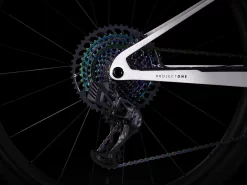 Trek Supercaliber 9.9XX AXS M Trek White/Gravel - WERKSTATT17 Bikeshop -Trek Supercaliber99XX1AXS 23 37041 C Alt3