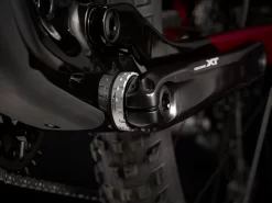 Trek Top Fuel 9.8 XT ML Carbon Red Smoke/Trek Black - WERKSTATT17 Bikeshop -Trek TopFuel98XT 22 35222 C Alt9