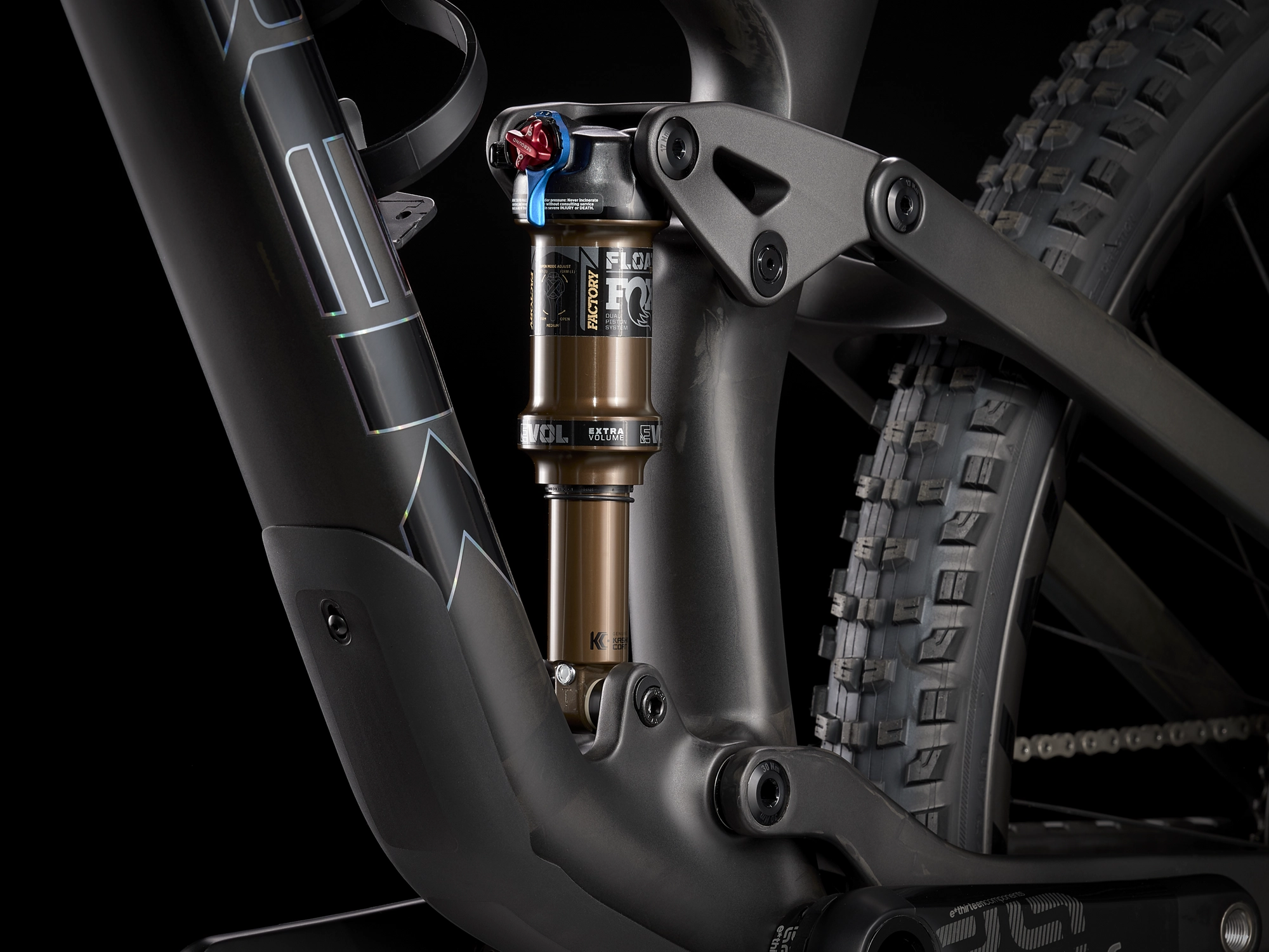 Trek Top Fuel 9.9 XTR M Matte Raw Carbon - WERKSTATT17 Bikeshop 7 Trek Top Fuel 9.9 XTR M Matte Raw Carbon - WERKSTATT17 Bikeshop – Bild 5