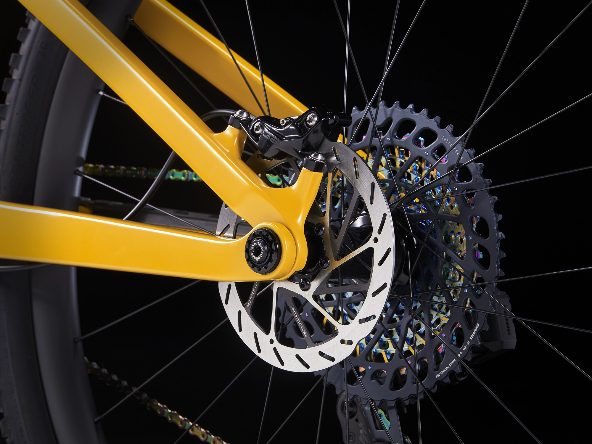 Trek Top Fuel 9.9 XX1 AXS XL Satin Baja Yellow - WERKSTATT17 Bikeshop 10 Trek Top Fuel 9.9 XX1 AXS XL Satin Baja Yellow - WERKSTATT17 Bikeshop – Bild 8